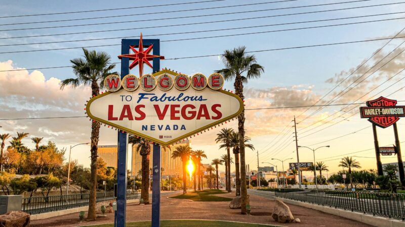 A Brief History of Las Vegas Casinos | Casino Guide