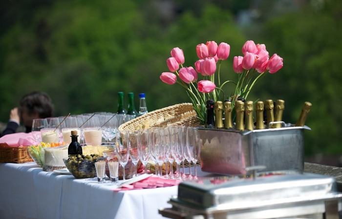 Things to Consider When Hiring Catering Services for Your Needs