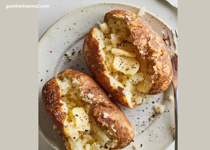 Easy Steps To Achieve Fluffy Oven-Baked Potatoes